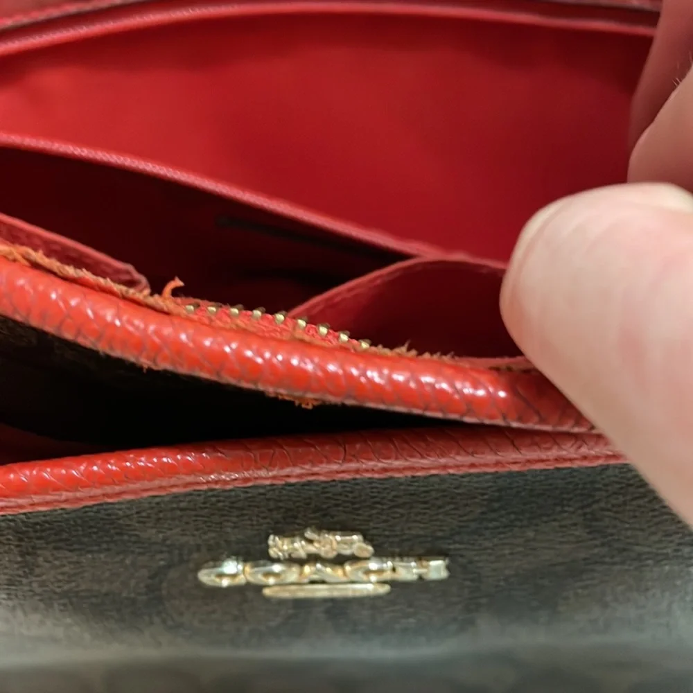 COACH CROSS BODY BAG - Picture 7 of 8